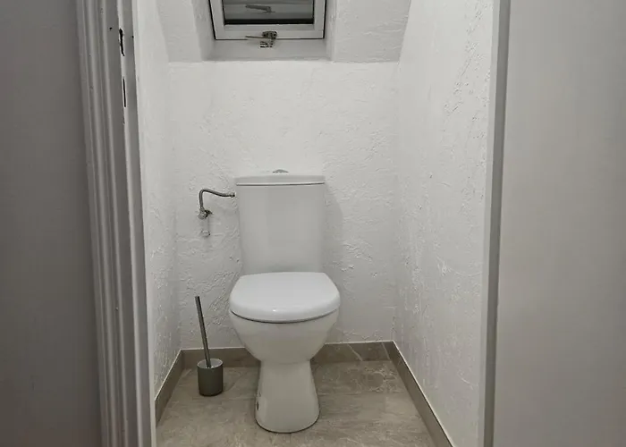 Combles Dans Le Quartier De La Gare De Apartman