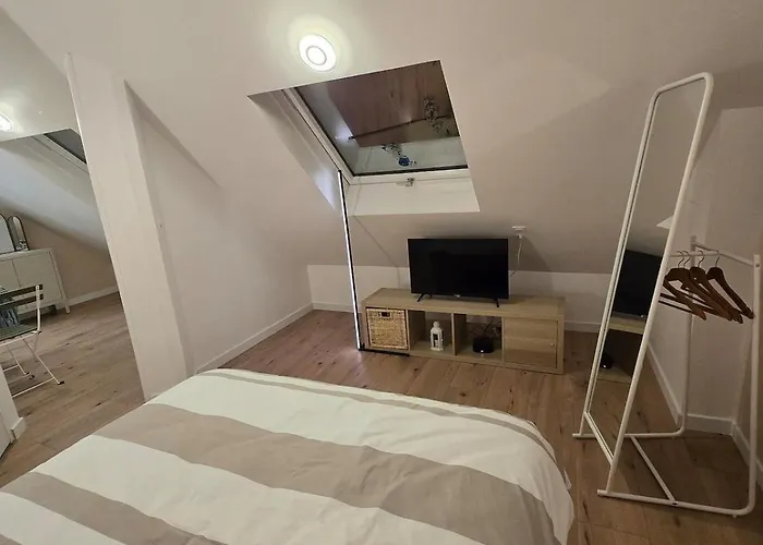 Apartamento Combles Dans Le Quartier De La Gare De *